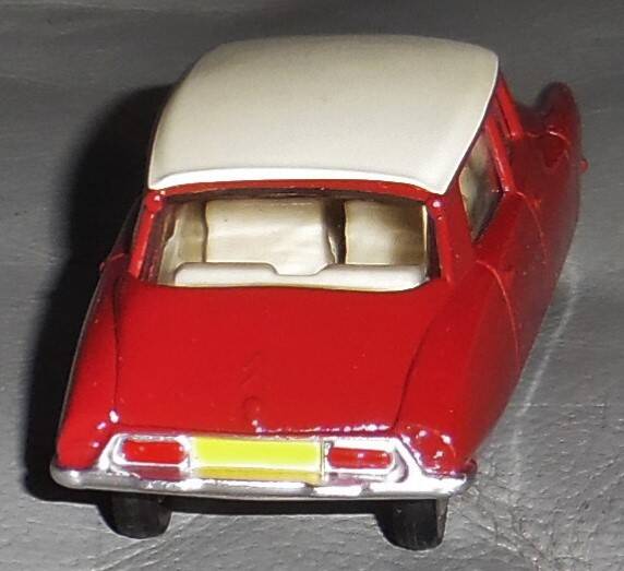 Citroën DS19 "  Dinky Toys " 1964