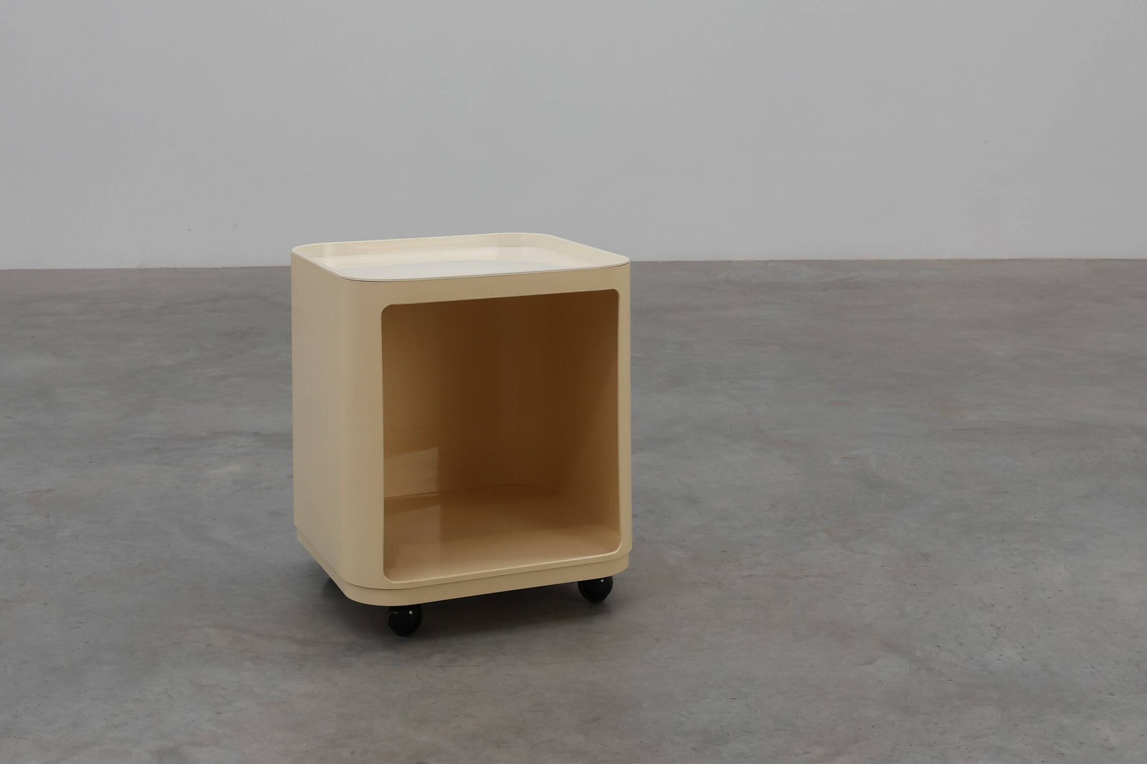 Unité Kartell Componibili modèle 4979 par Anna Castelli Ferrieri, Italie, années 1970.
