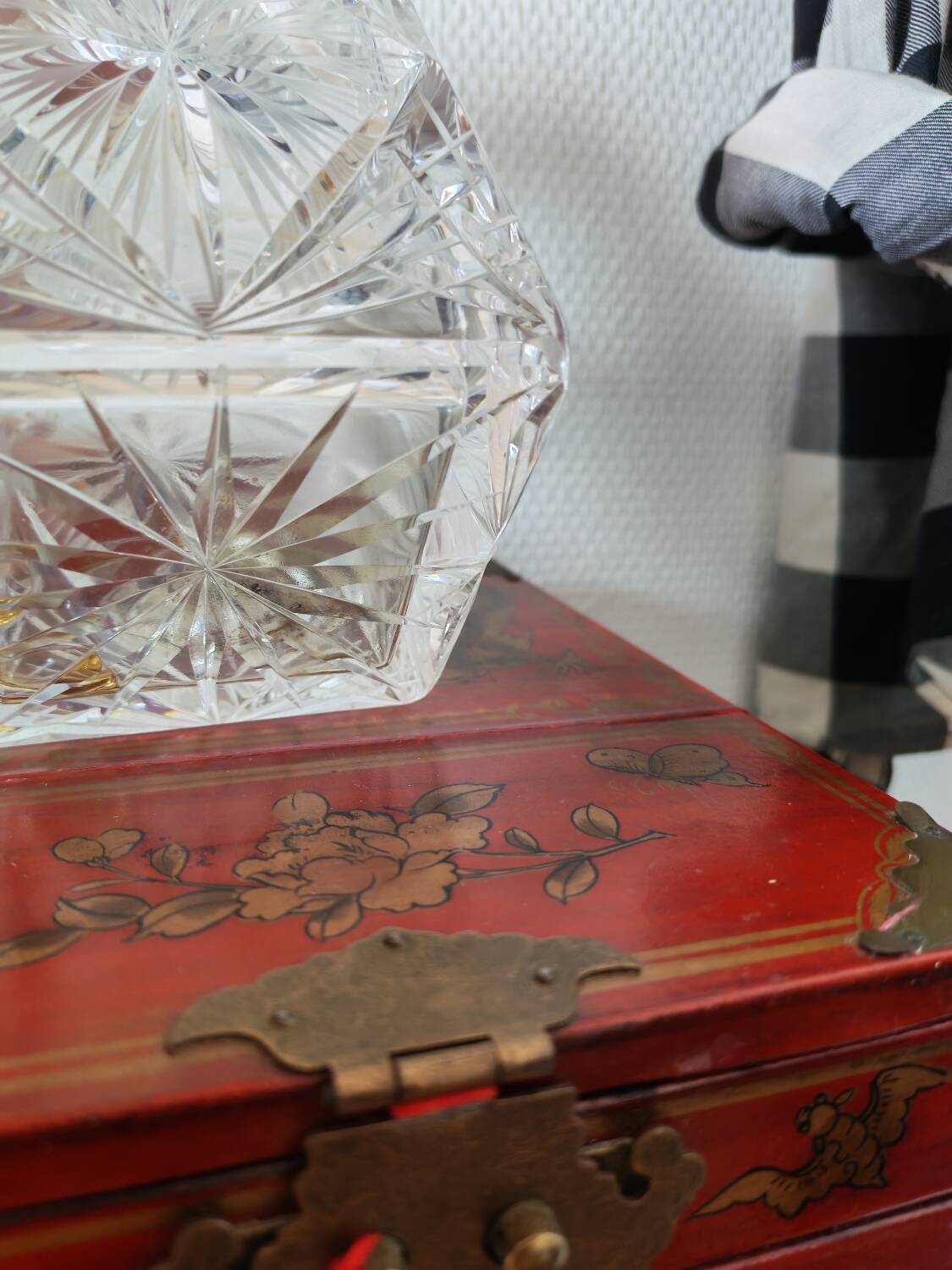Crystal carafe