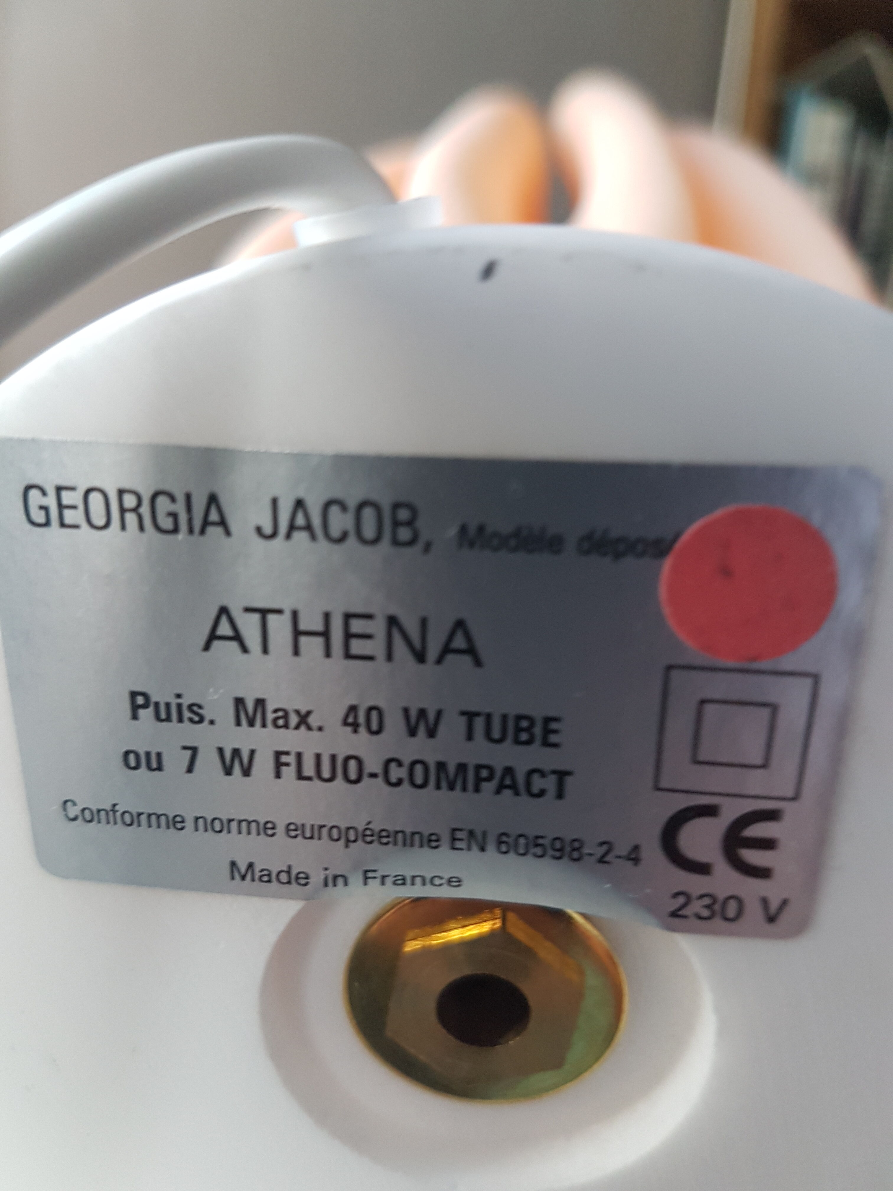 Georgia Jacob model Athuna lamp