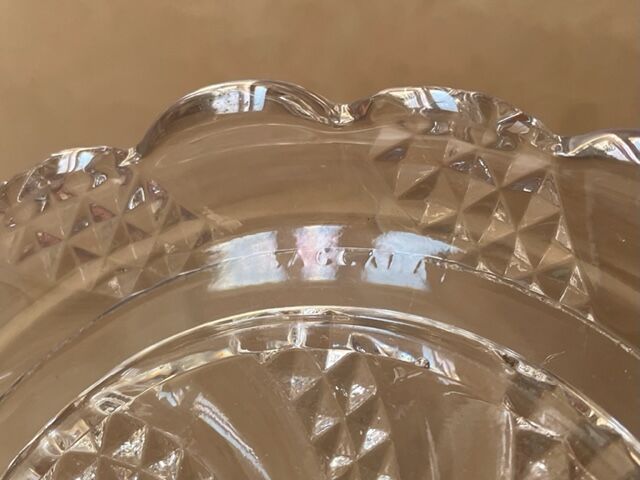 Bottle bottom Baccarat crystal, nineteenth century.