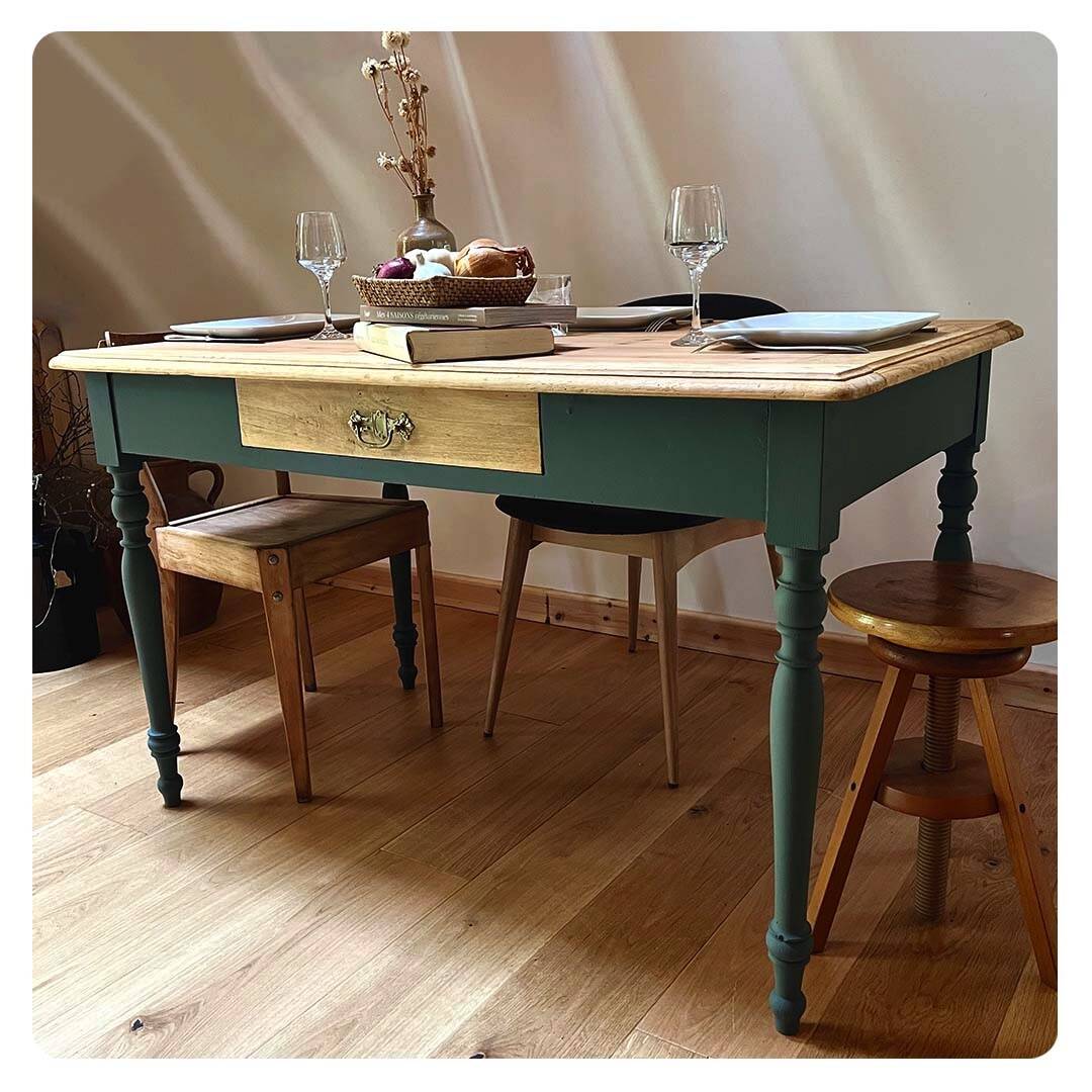 Bistro table