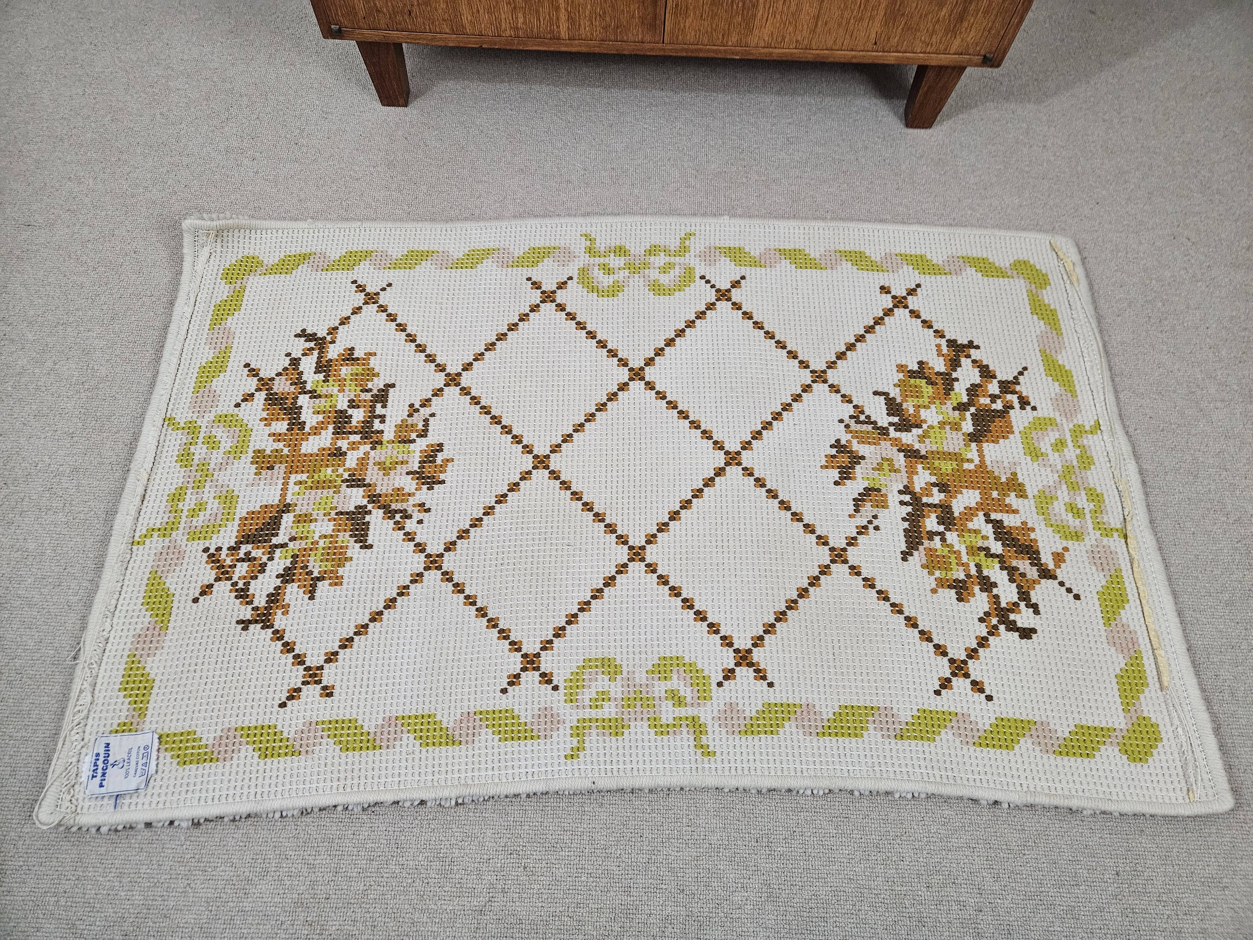 Vintage rug from the 70s