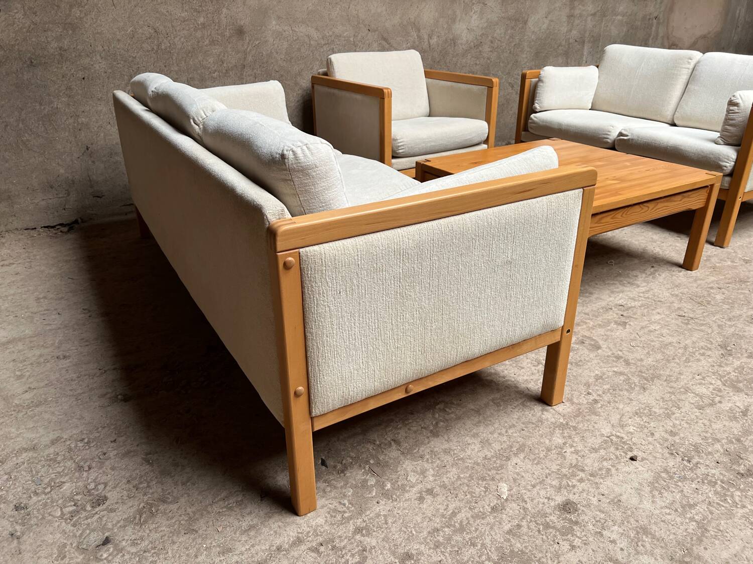 Designer coffee table armchair sofa set 1980