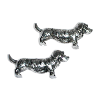 Set of 2 vintage animal knife rests, dachshund and basset hound, in silver-plated metal.