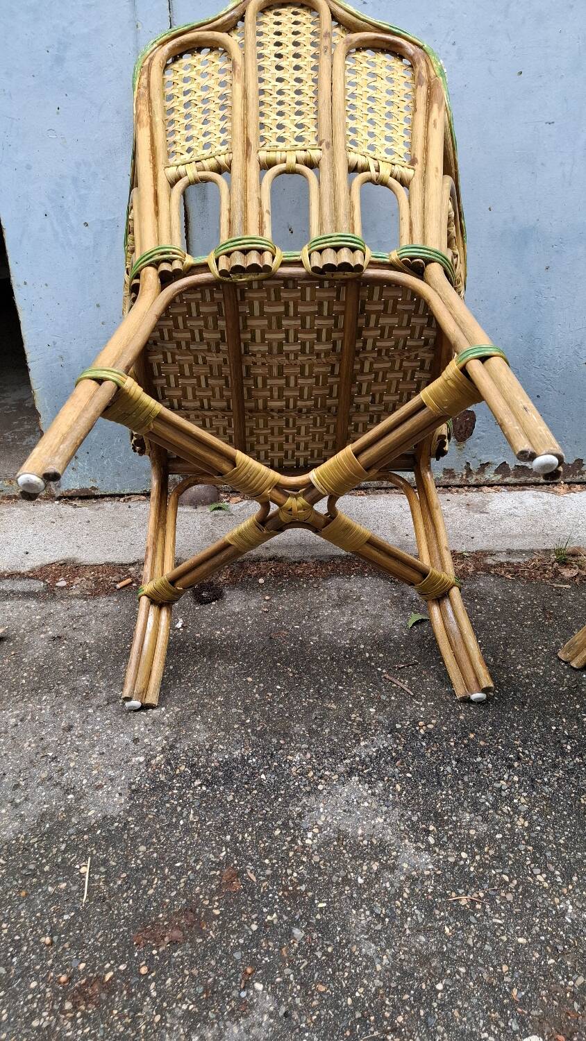 Vintage rattan lounge