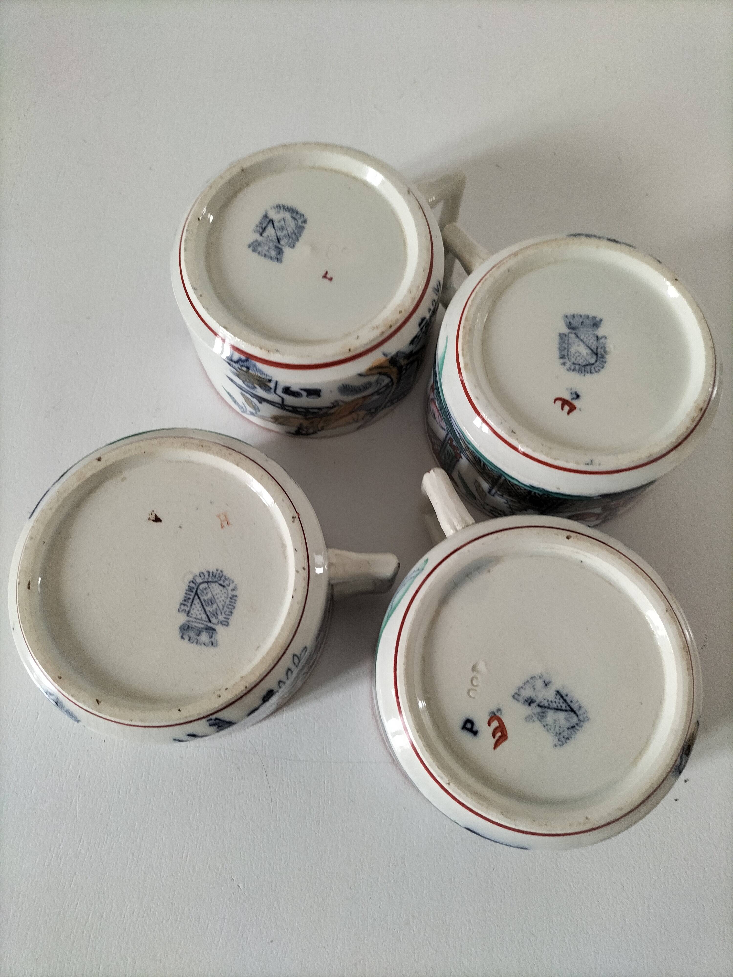 Ensemble de 4 tasses à bouillon Digoin & Sarreguemines, décor Timor