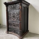 Commode XIXème pin noirci sculpté