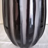 Vase Art Déco en verre épais taillé à la main en traits verticaux irréguliers H30