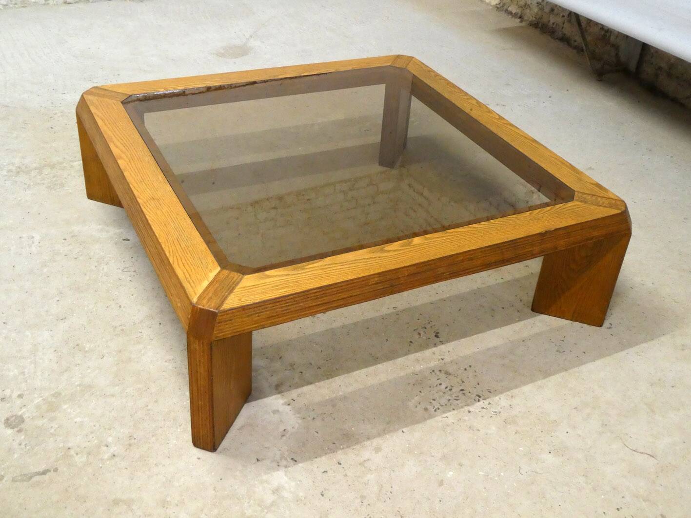grande table basse en chêne et verre fume, 1970