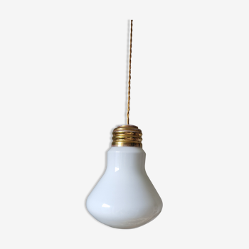 Suspension bulb in vintage opaline