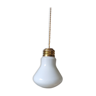 Suspension bulb in vintage opaline