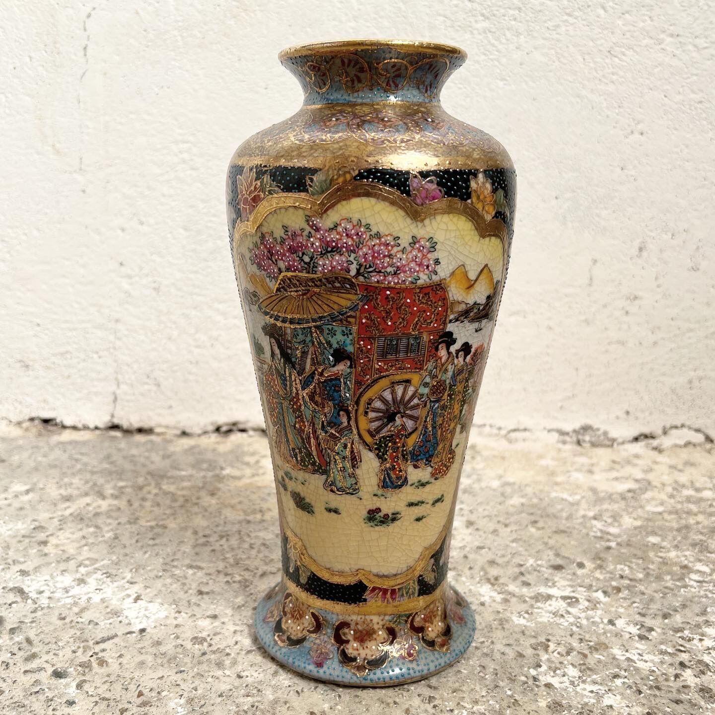 Satsuma Chinese porcelain vase XXth