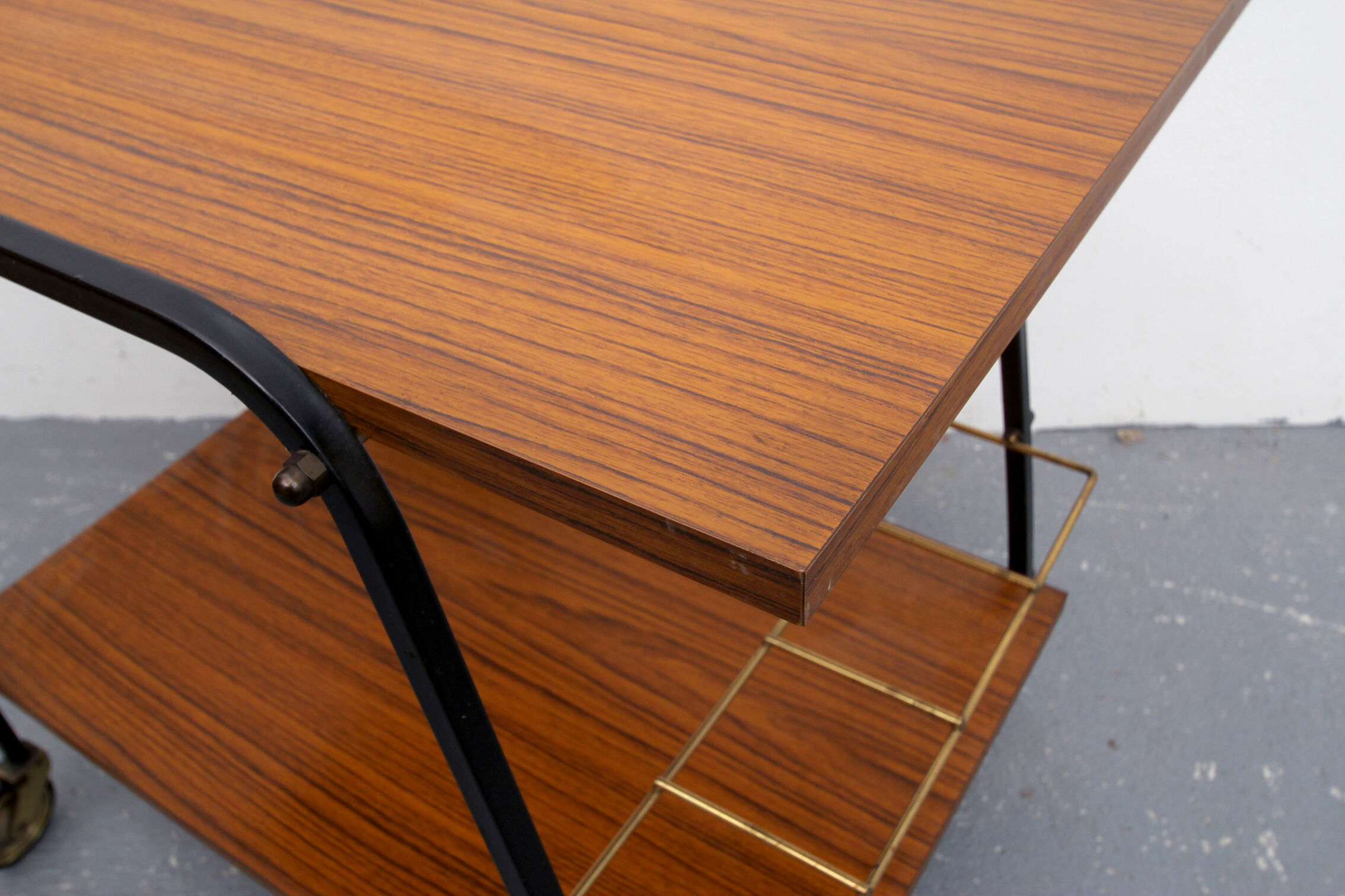 Bar trolley in wooden formica, 1960
