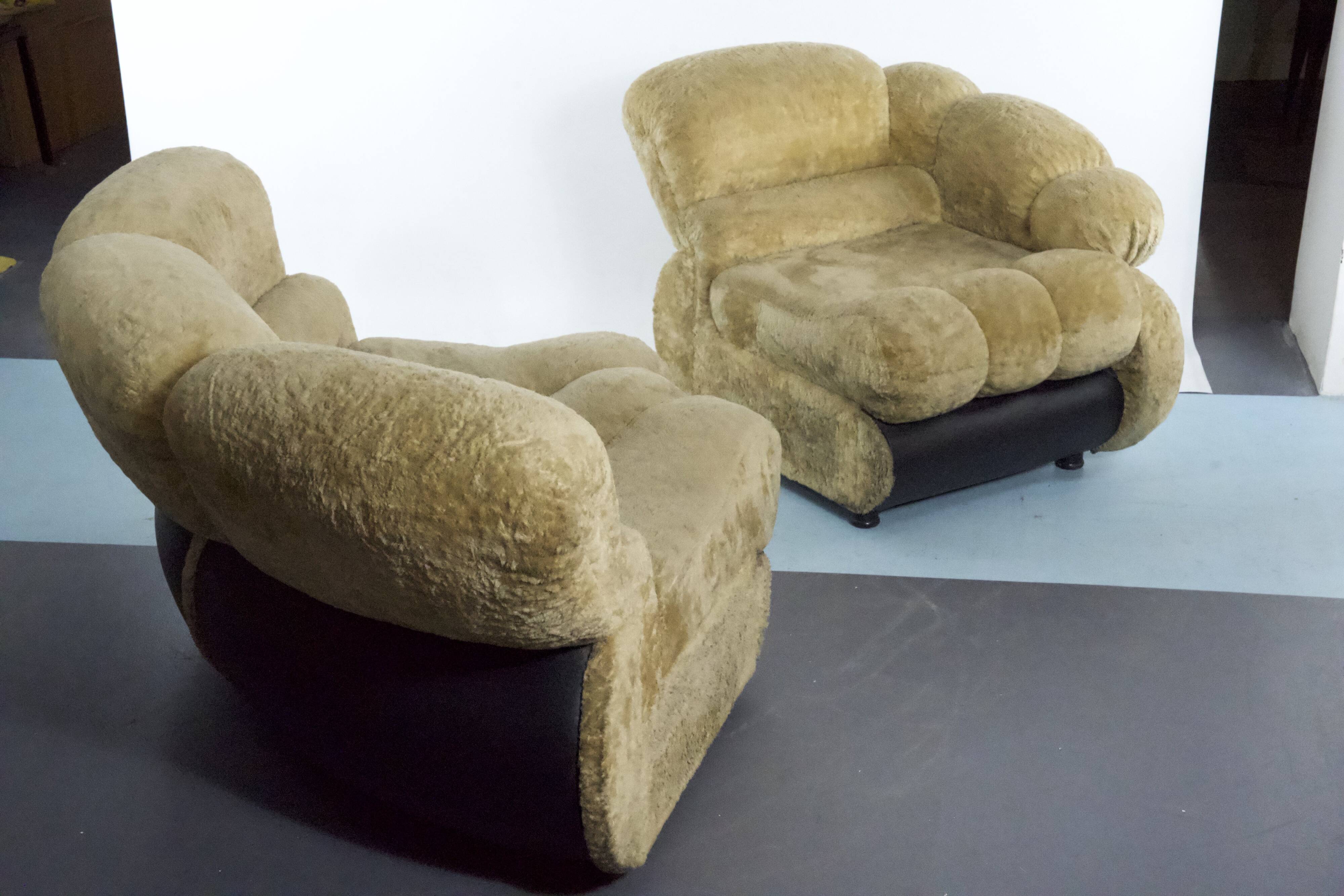 Canapé modulaire Space Age par Adriano Piazzesi, ours en peluche crème et similicuir, Italie des années 1970