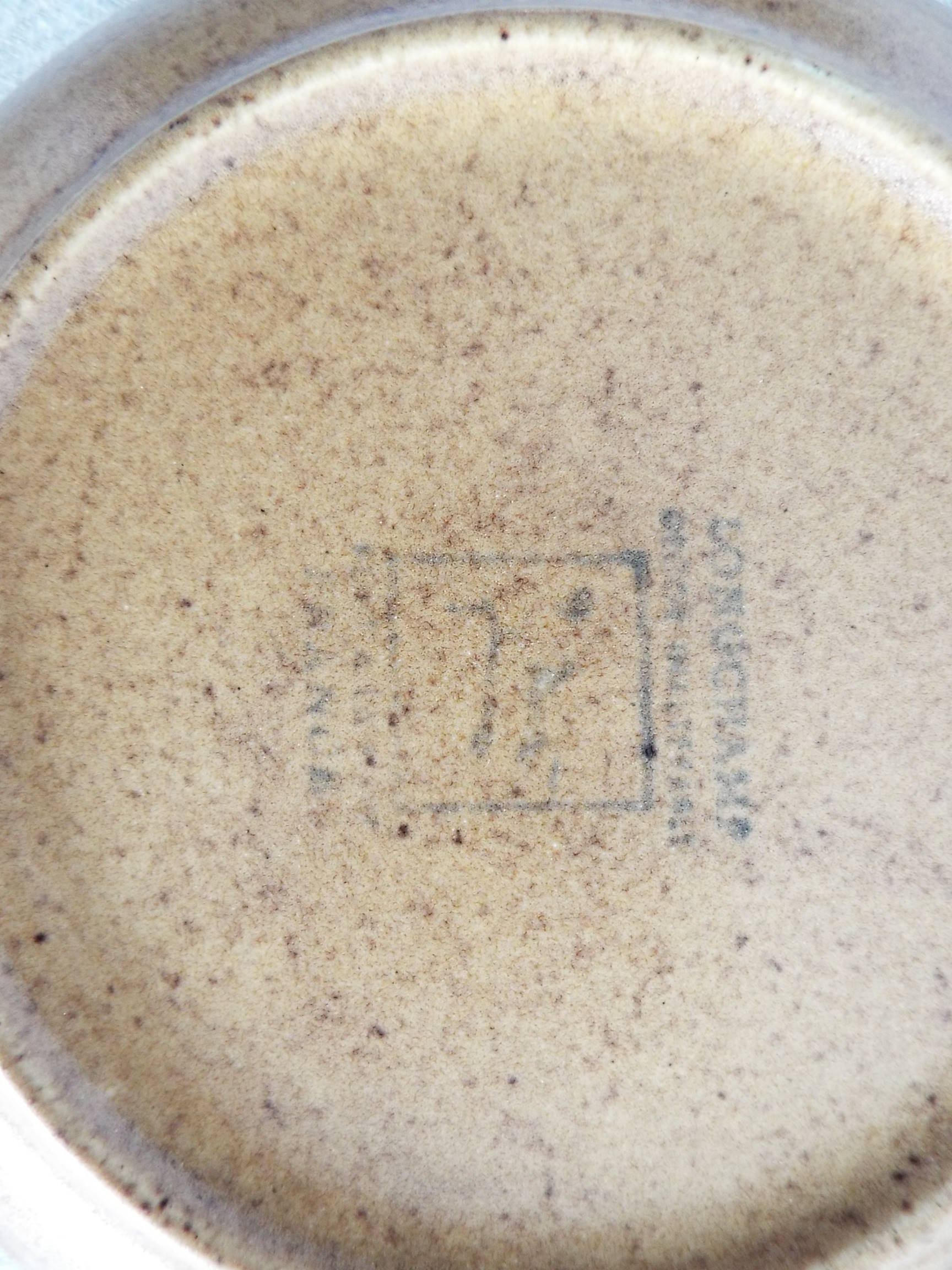 4 Longchamp stoneware hollow plates