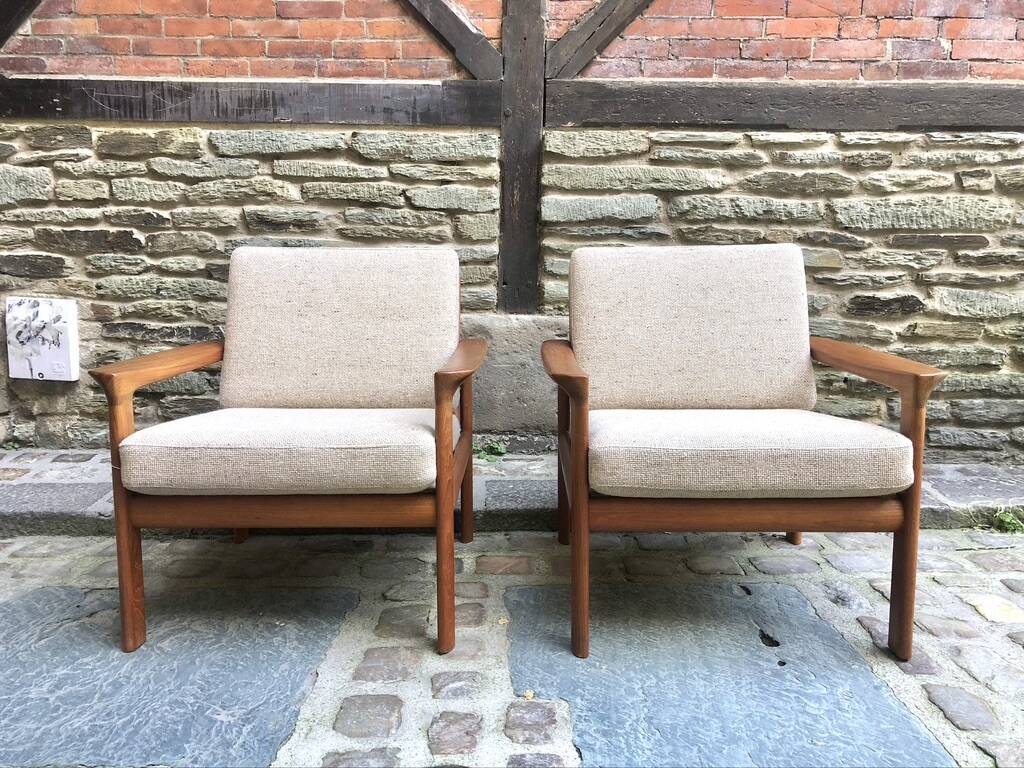 Pair of Danish armchairs 1970