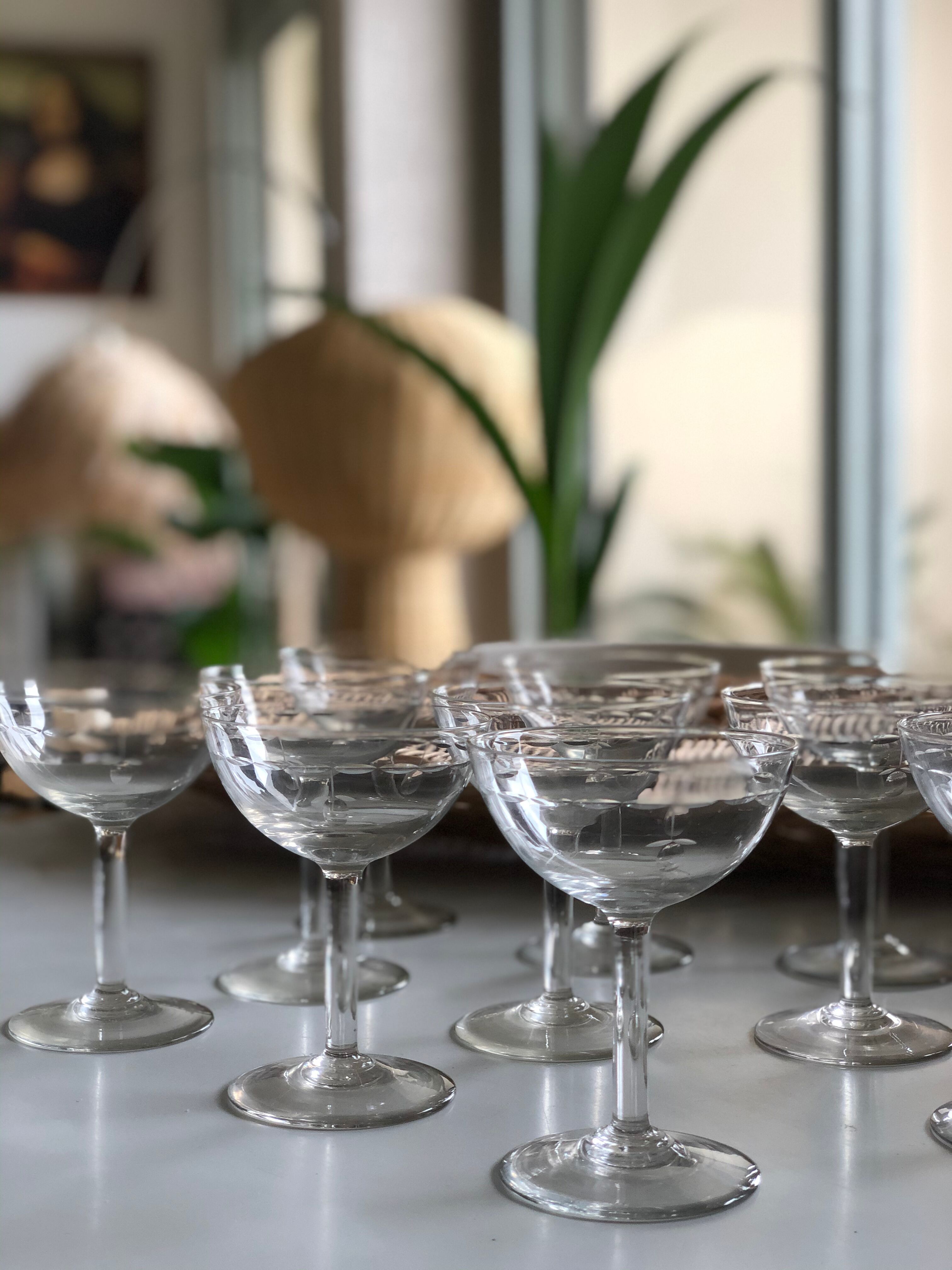 Set of 11 champagne glasses