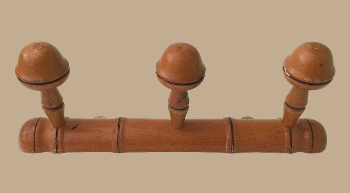 Bamboo-style wall-mounted coat rack