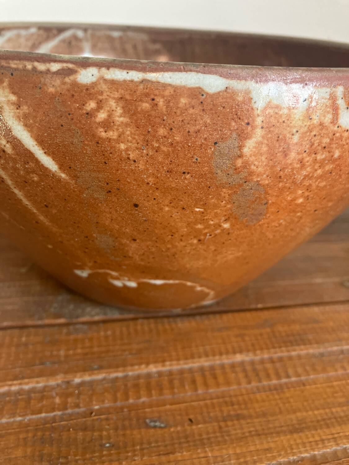 Stoneware salad bowl