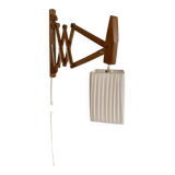 Danish accordion wall light in beechwood - Scandinavian articulated lamp from the 1960s