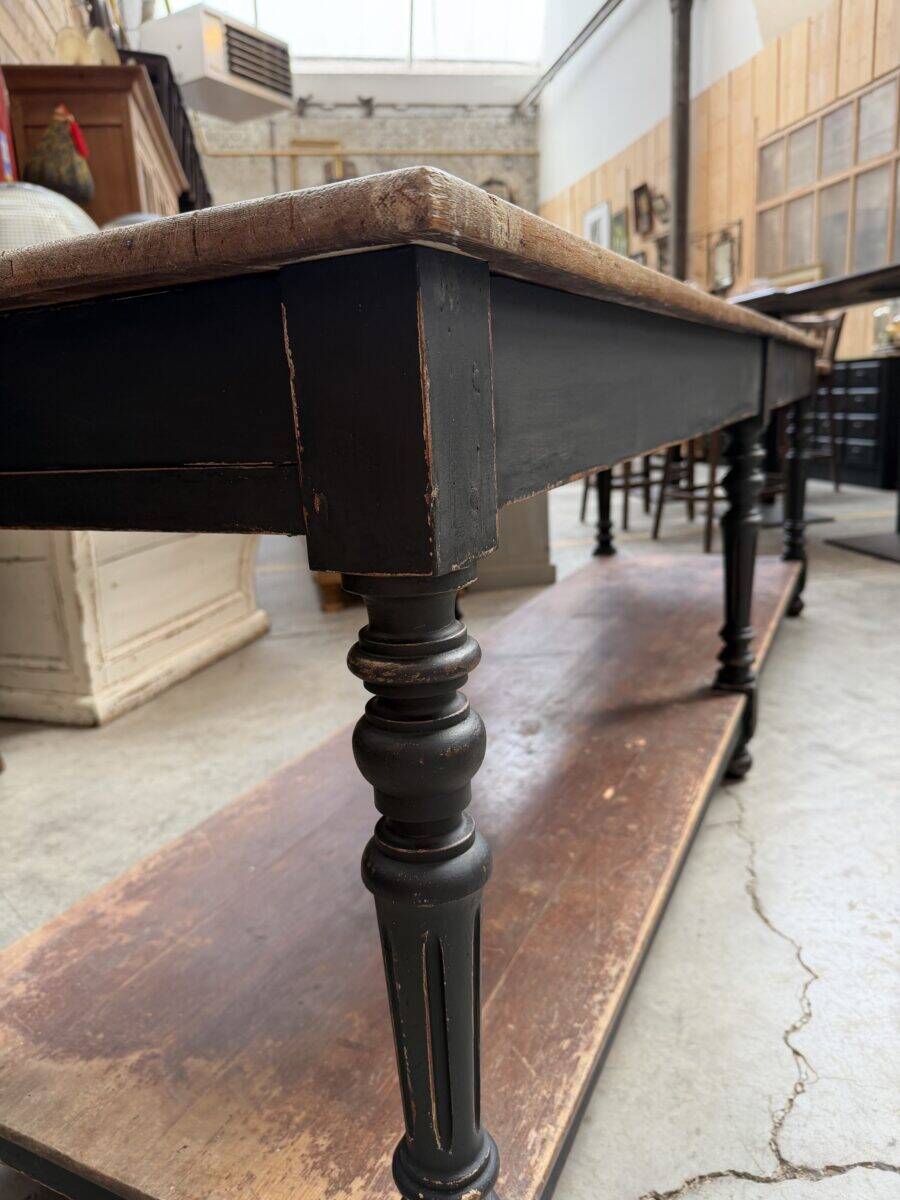 Draper's table early 20th century