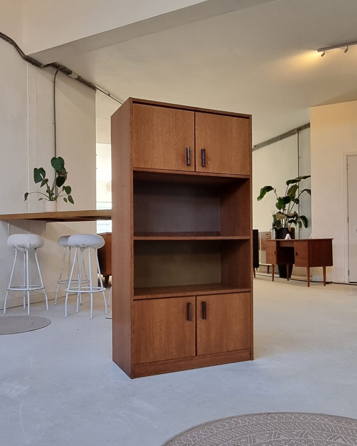 1970s highboard