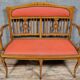 Banquette époque Art Nouveau en bois clair et marquéterie vers 1900