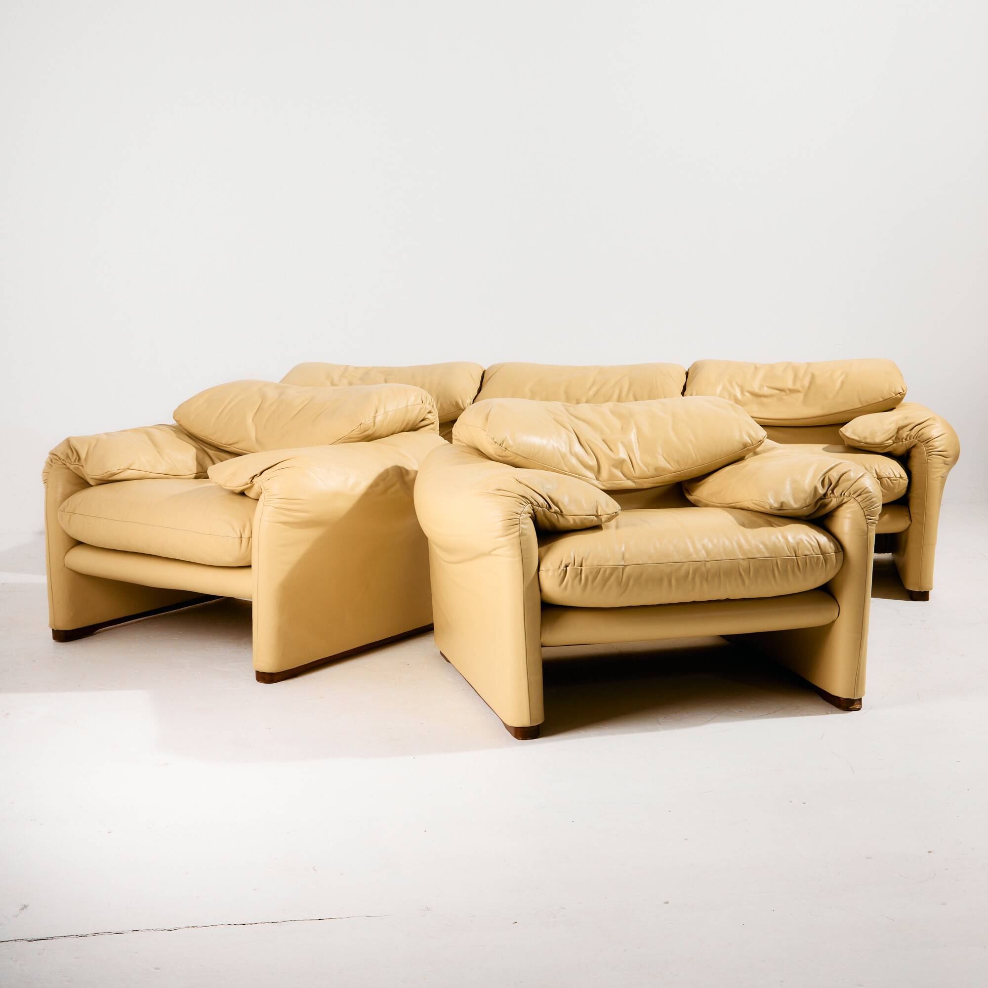 Maralunga leather set by Vico Magistretti for Cassina, Set of 3