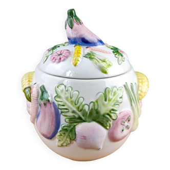 Large slip storage jar