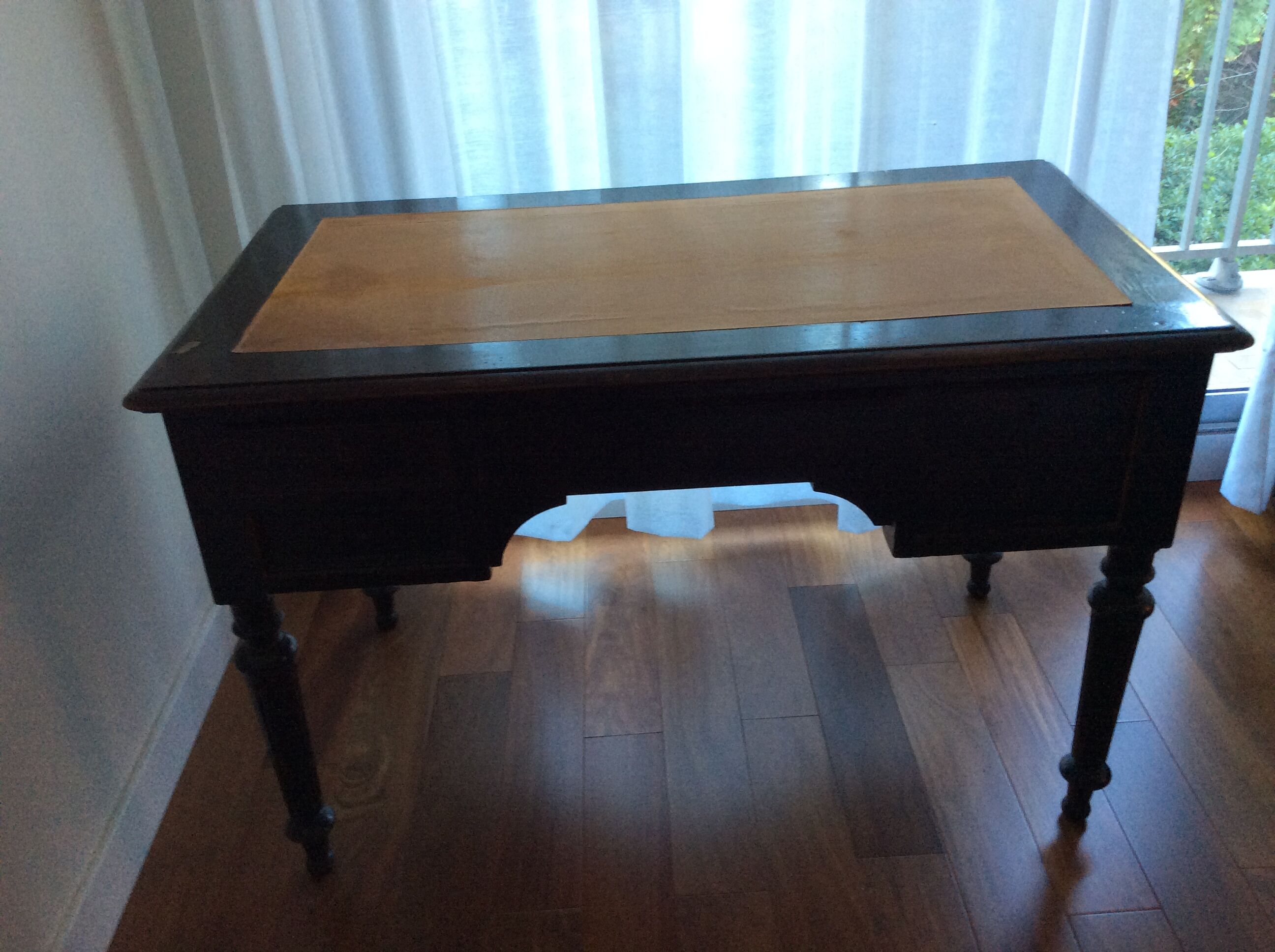 Large flat desk Louis Philippe in blackened wood