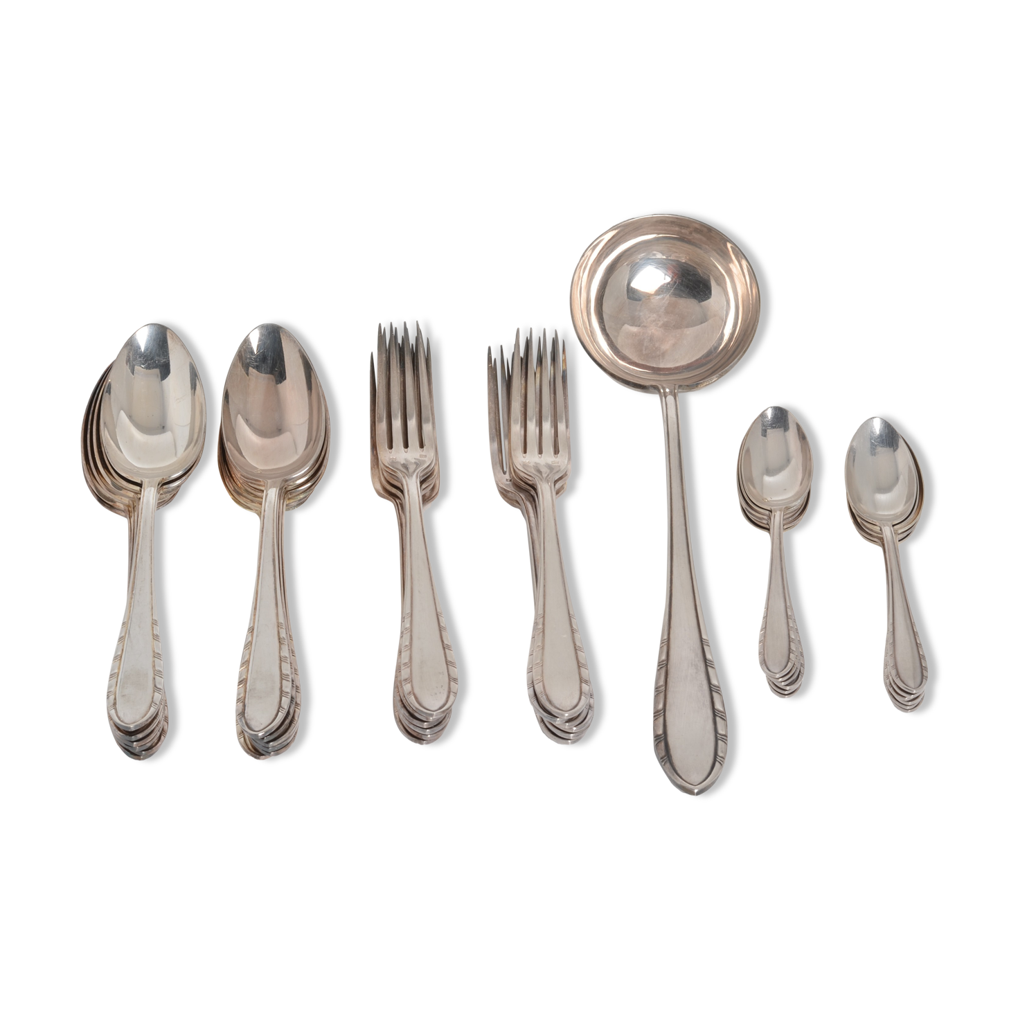 Silver metal housewife 37 pieces art nouveau