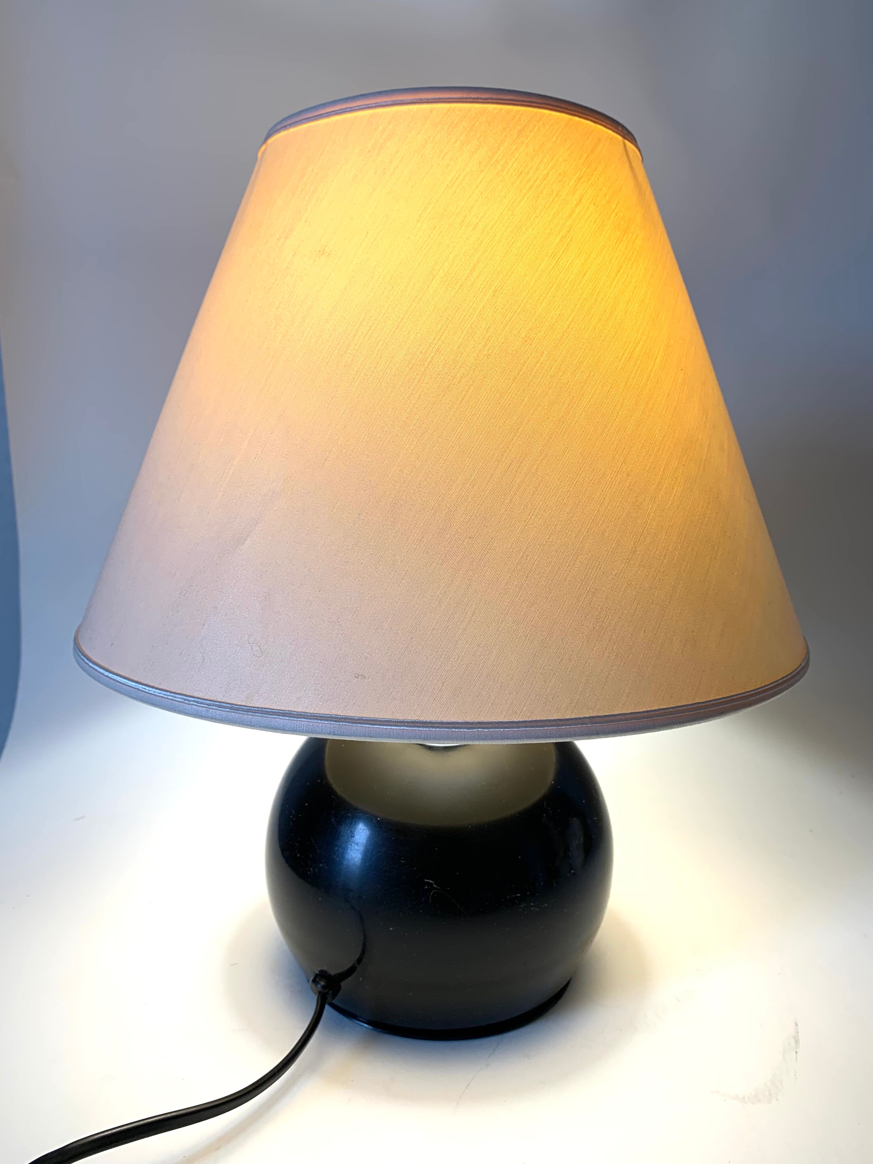 Lampe noire vintage