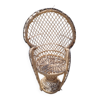 Wicker doll armchair