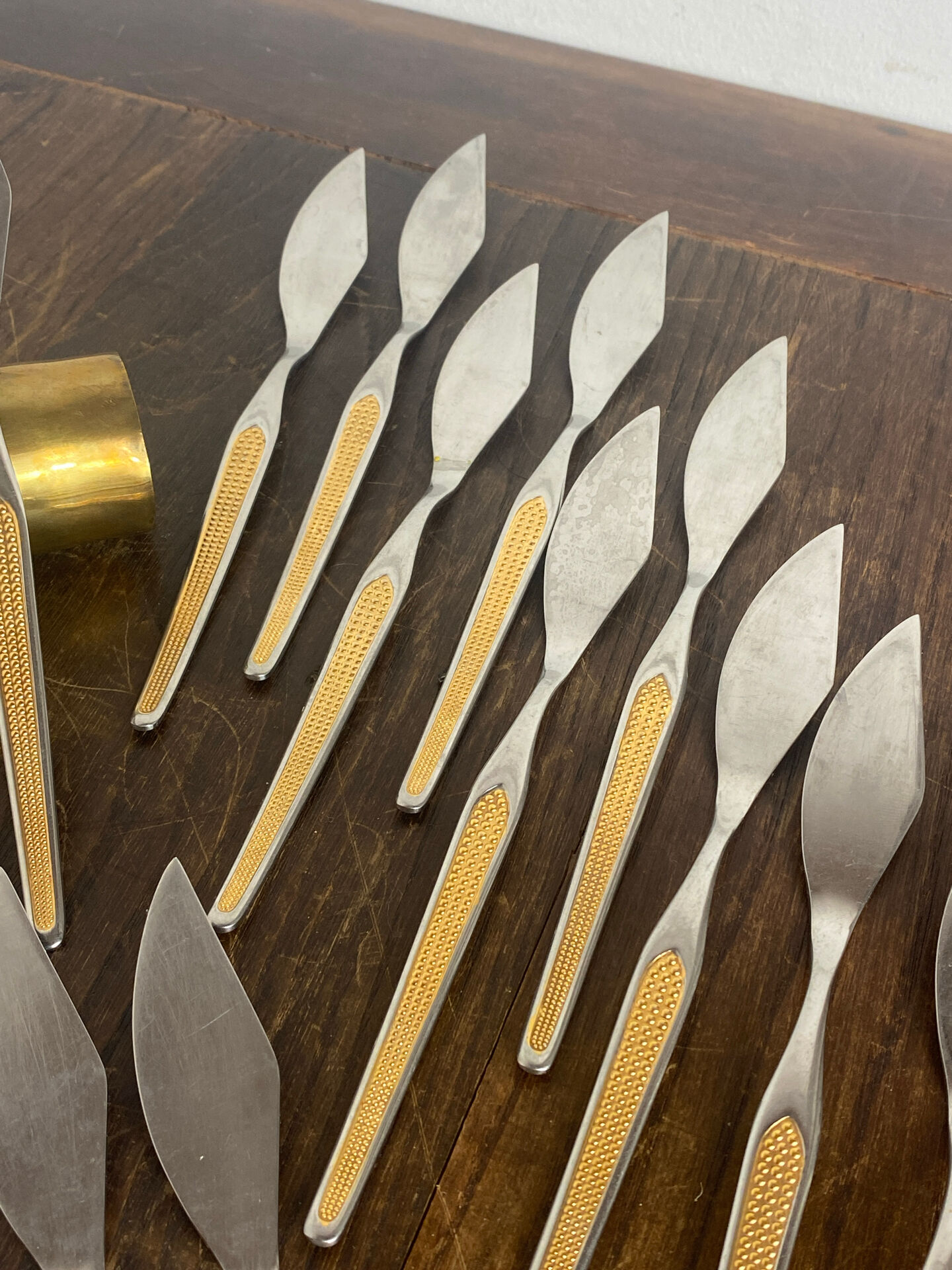 Fish cutlery set
