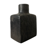 Art pottery of Mobach Holland Cubist vase in black enamelled sandstone