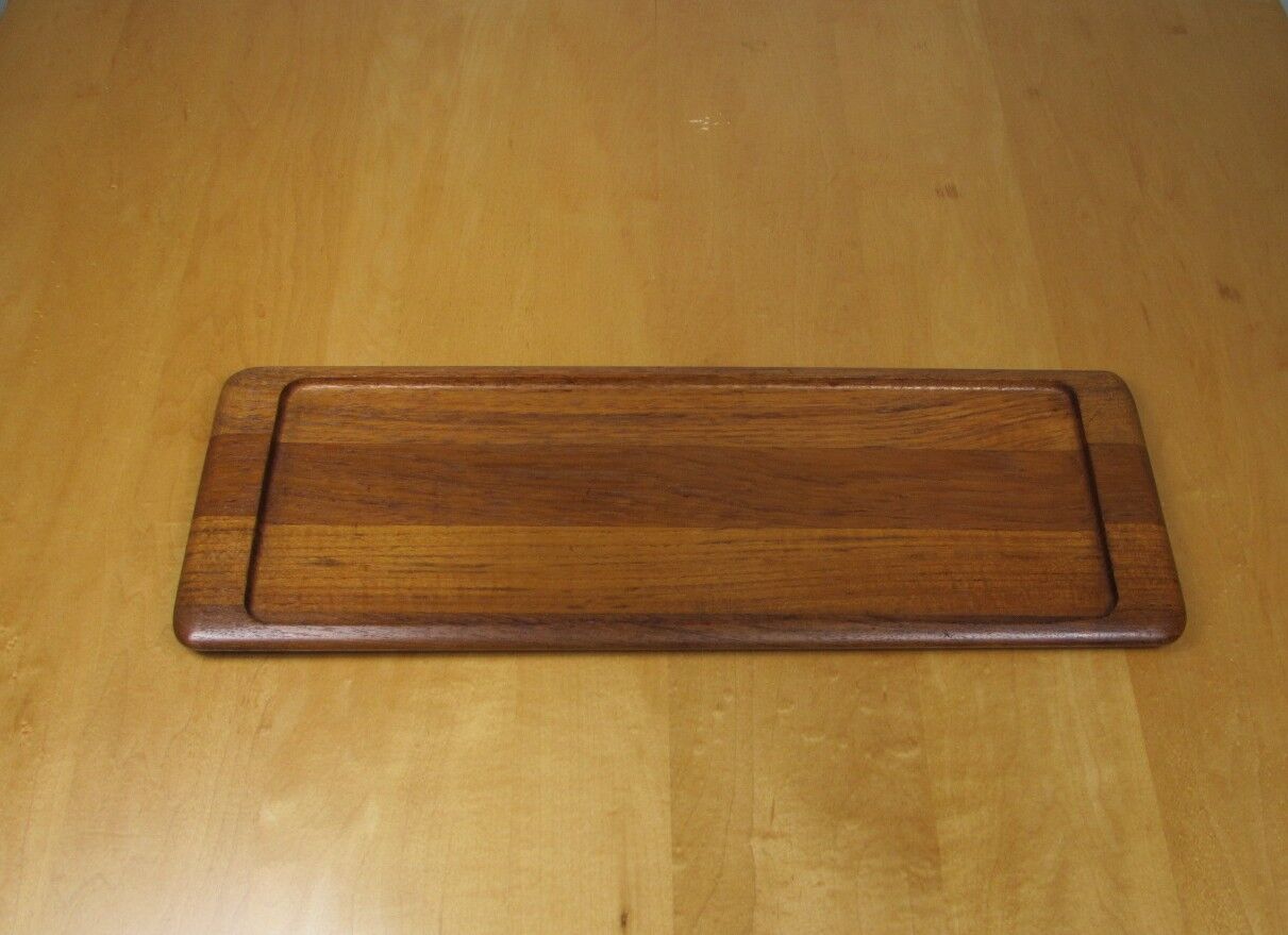 Solid Teak tray by Digsmed