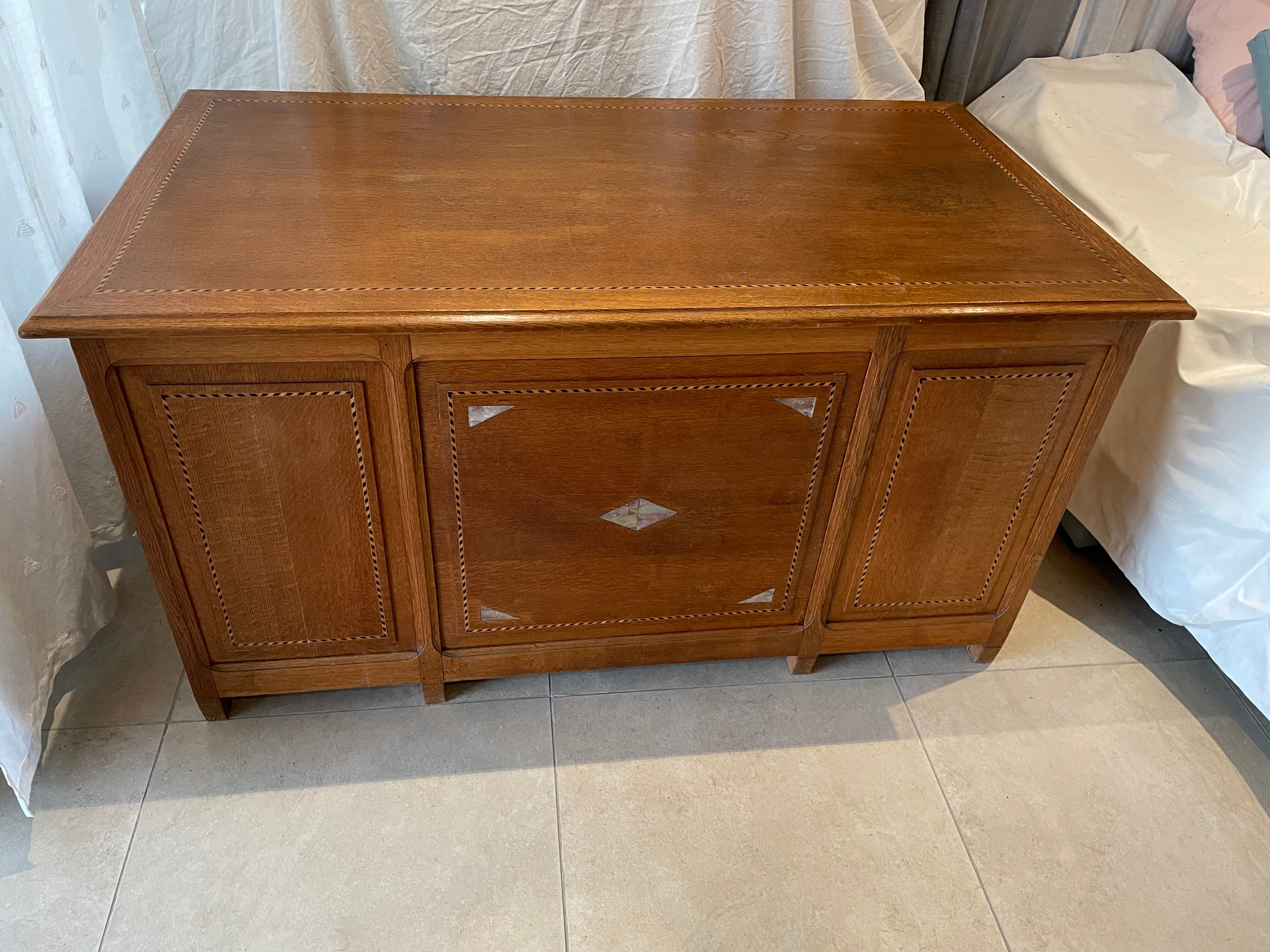 Minister's Office in Oak