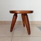 Tabouret ancien de traite en noyer massif