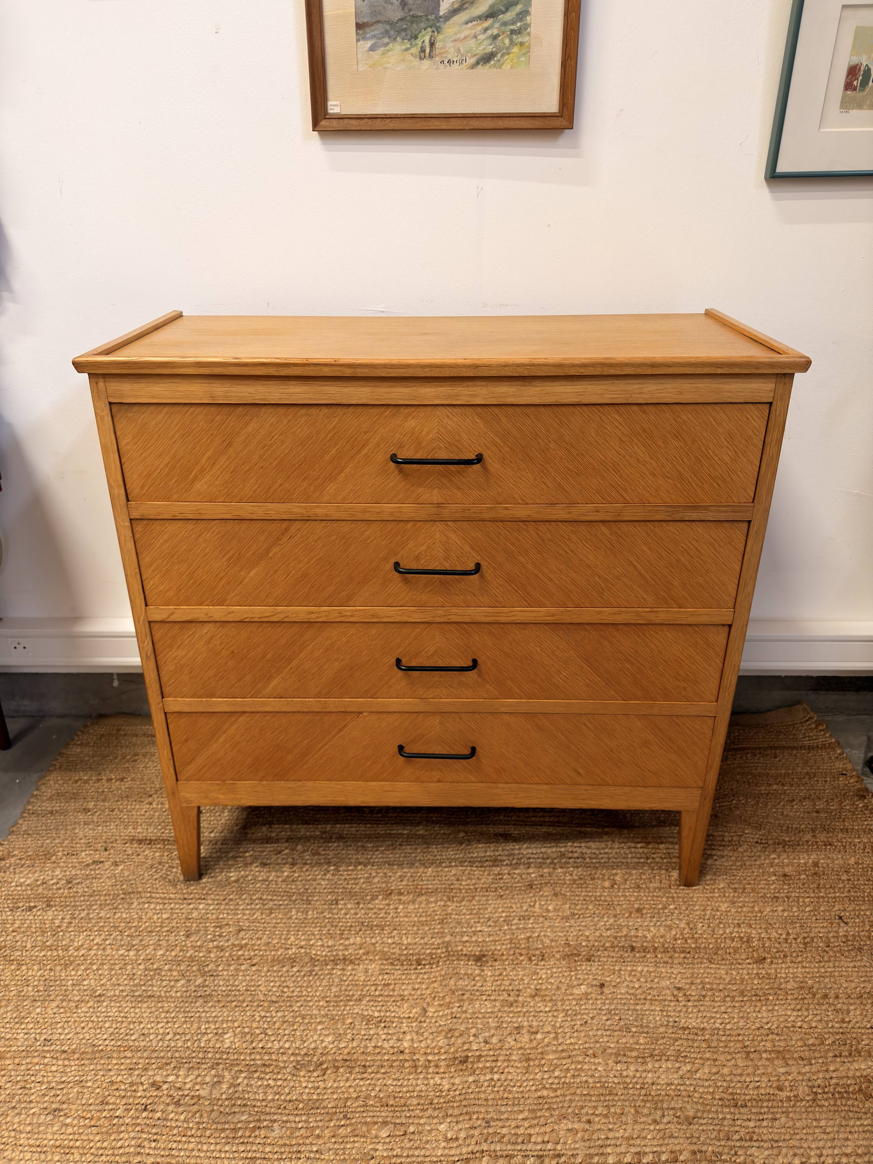 Commode pieds compas, années 50