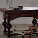 Vintage African artisanal stool, triangular shape with 3 legs, cowhide, 20th century.