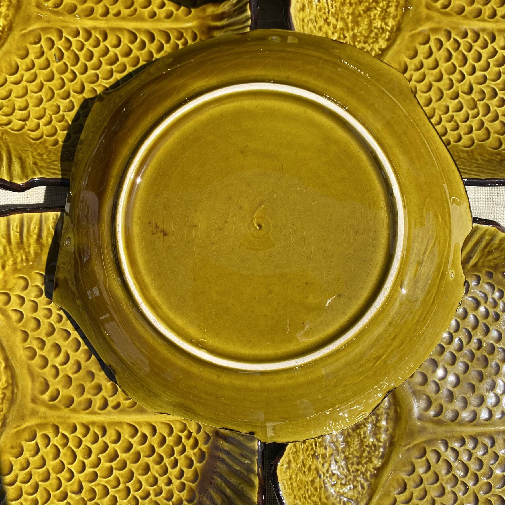 Vintage bouillabaisse service in faience, 13 pieces, 1970s.