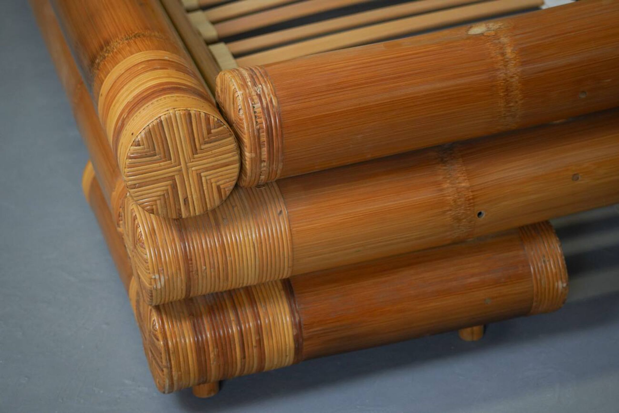 Vintage bamboo bedframe, Asia 1990s