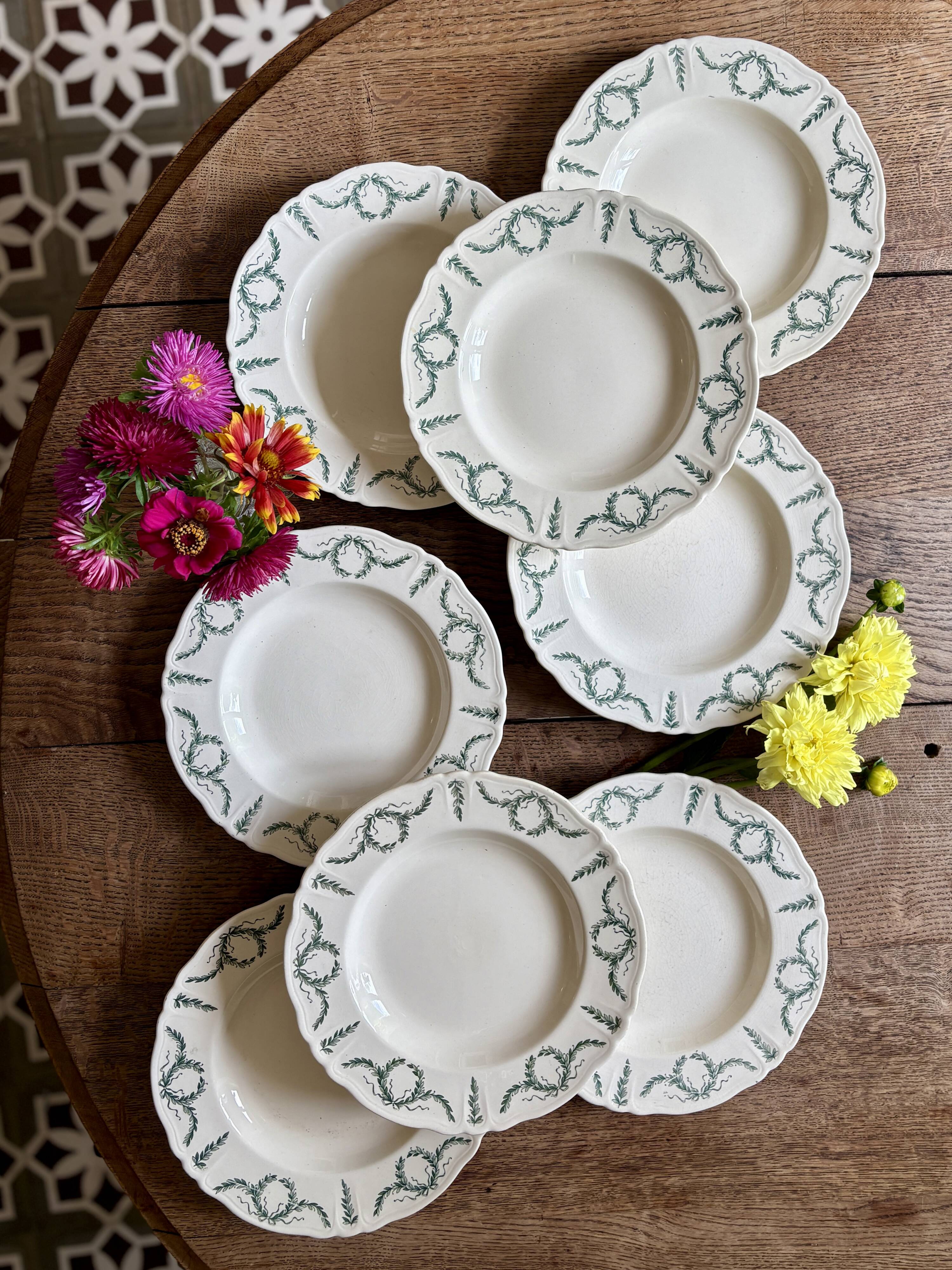 Set of 8 antique deep plates in ironstone, Villey de Longch.