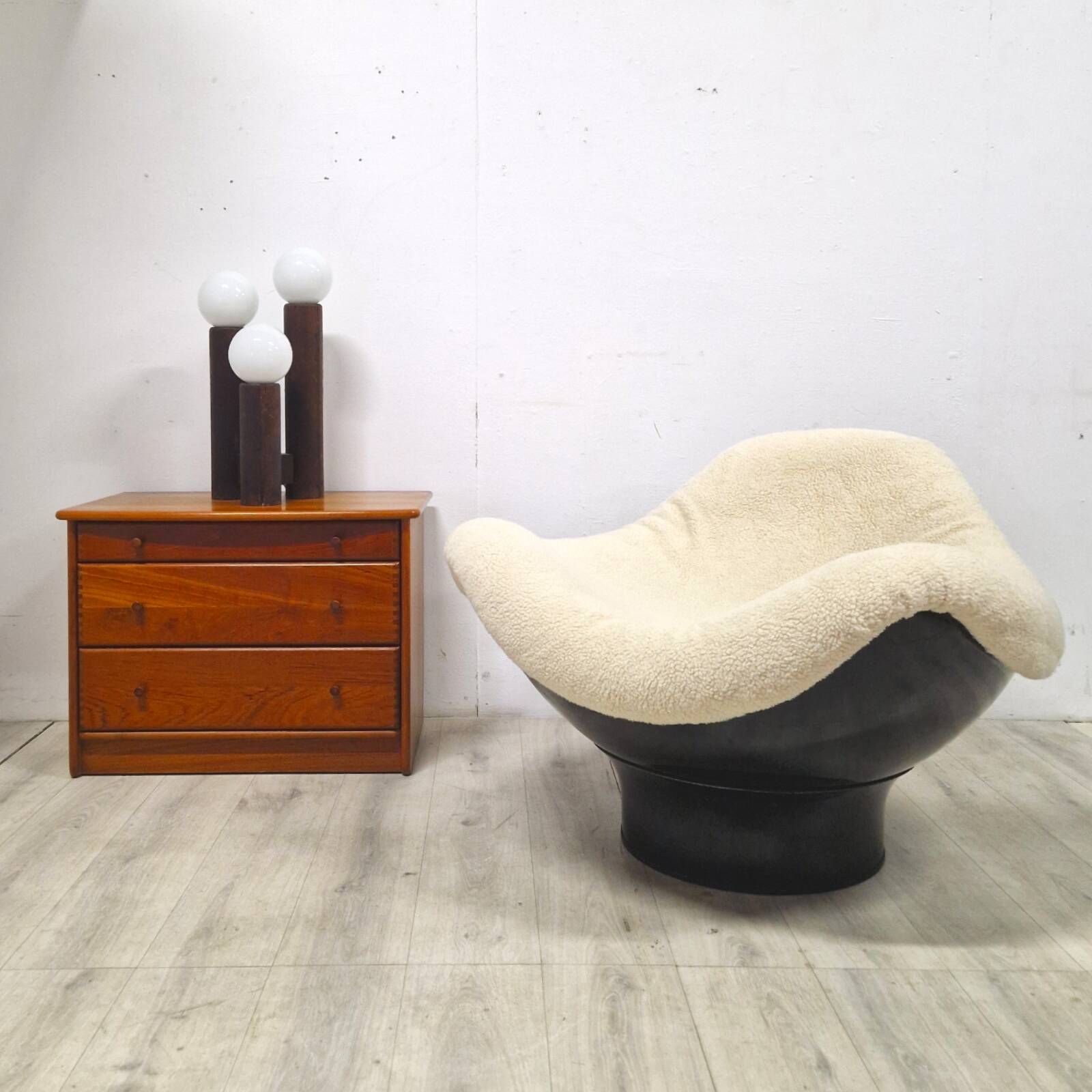 Chaise emblématique de l'ère spatiale Rodica par Mario Brunu pour Comfort, Italie 1960