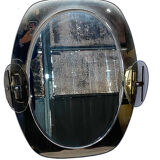 "Lupi" mirror