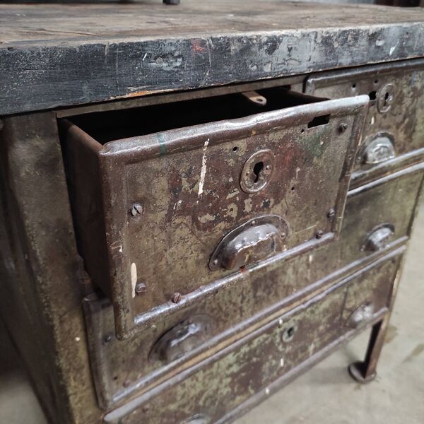 Établi industriel   Table d'atelier vintage en métal et bois