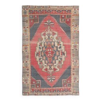 4x7 red & blue classic vintage rug, 136x224cm