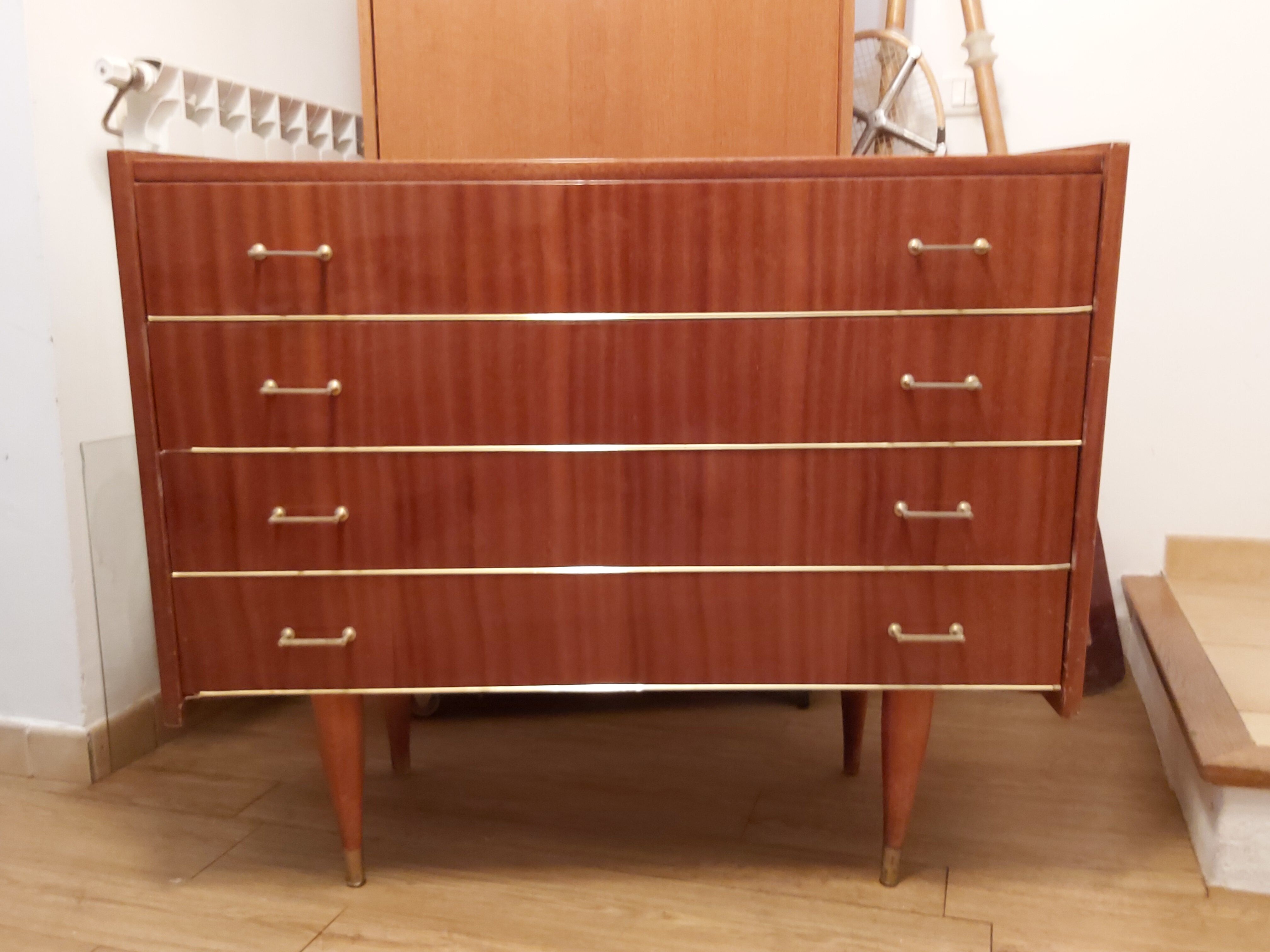 Vintage chest of drawers