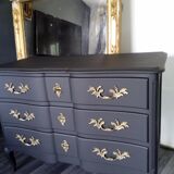Black curved chest of drawers Louis XV style